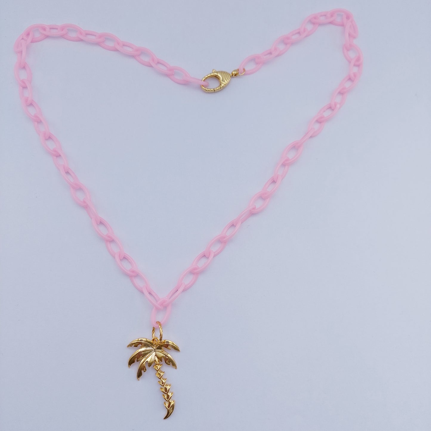 Pink ketting met plamboom