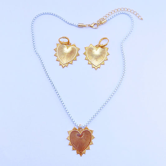 Big heart oorbellen met halsketting set