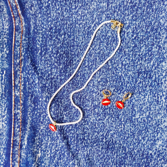 Red lips oorbellen met halsketting set