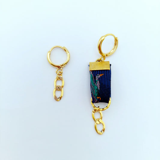 ODE cobalt stropdas medaille oorbellen - mixed lengte